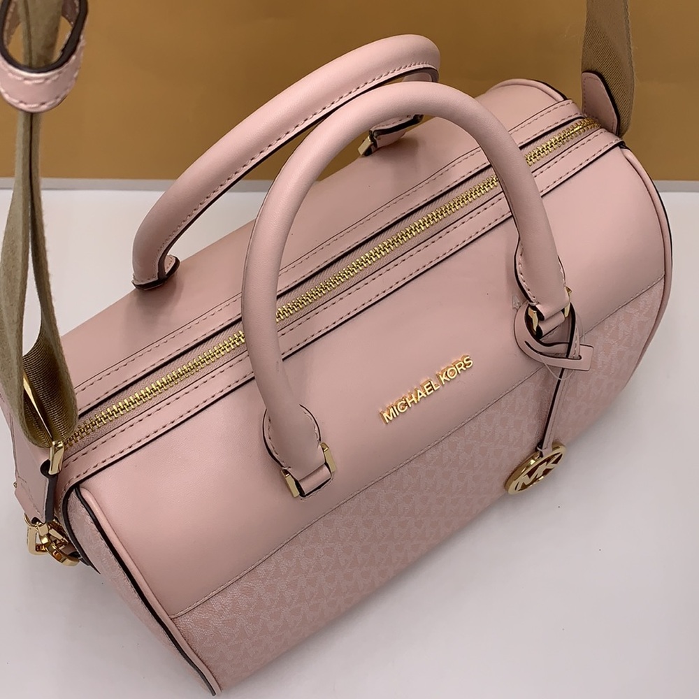 Michael Kors med Duffle Travel - Leather/Coated Light Powder Blush - Picture 10 of 16